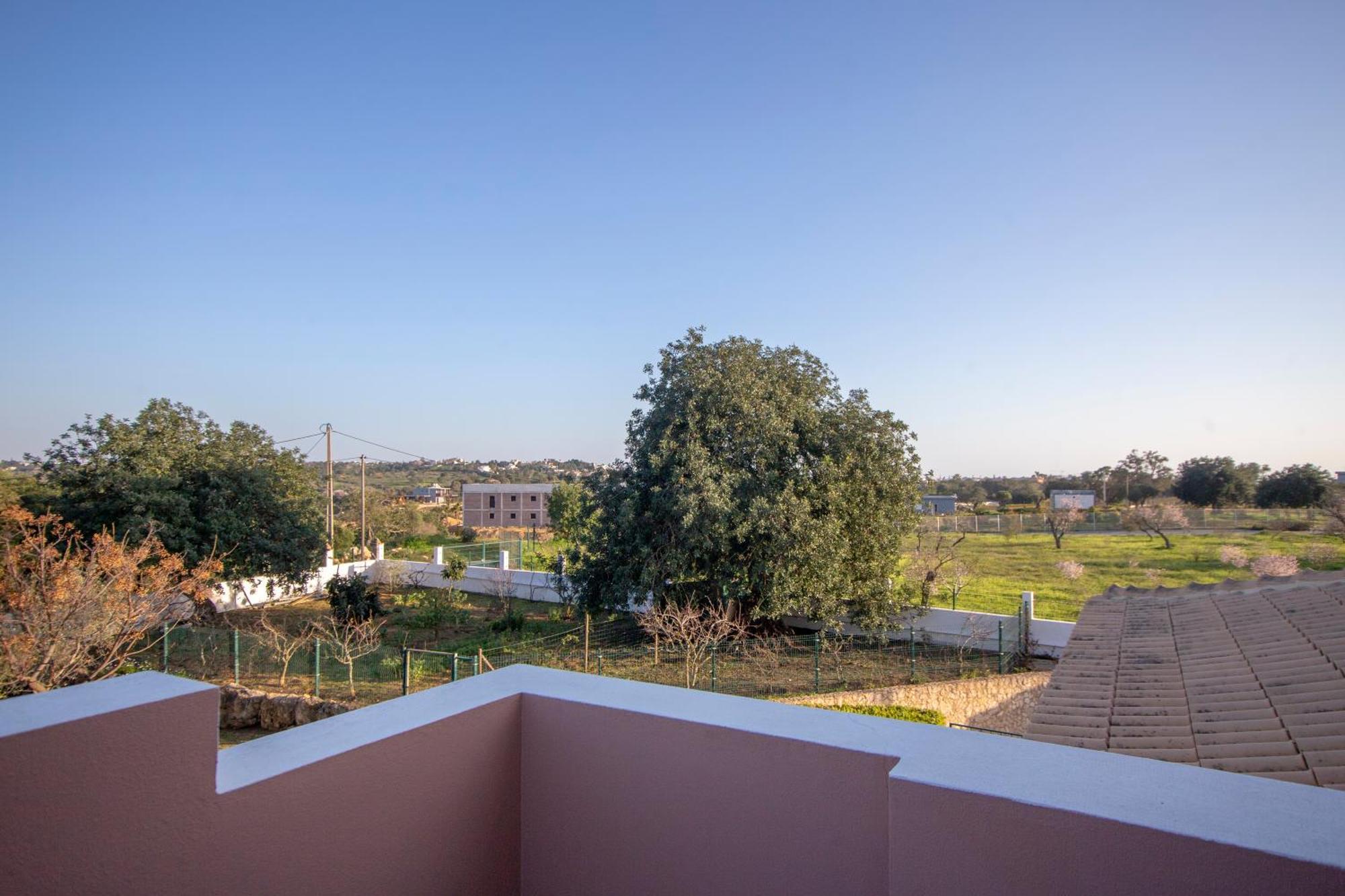 Al Meida Guesthouse Albufeira Dış mekan fotoğraf