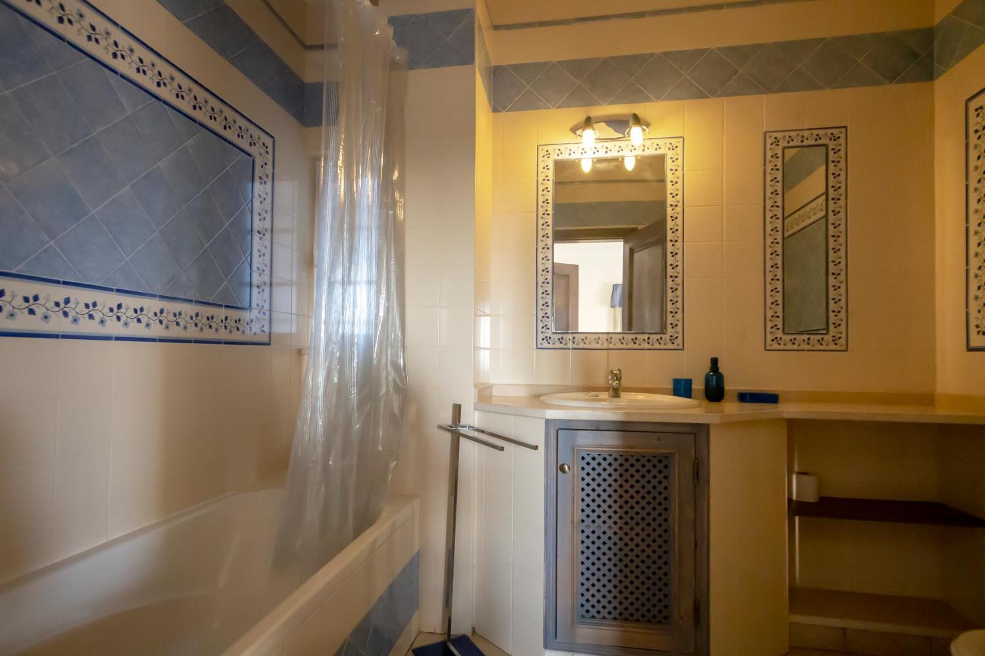 Al Meida Guesthouse Albufeira Dış mekan fotoğraf