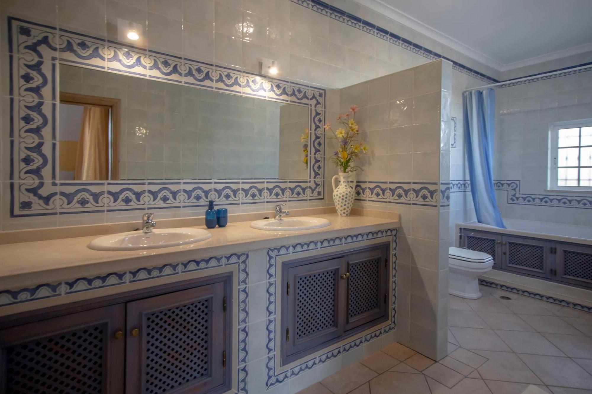 Al Meida Guesthouse Albufeira Dış mekan fotoğraf