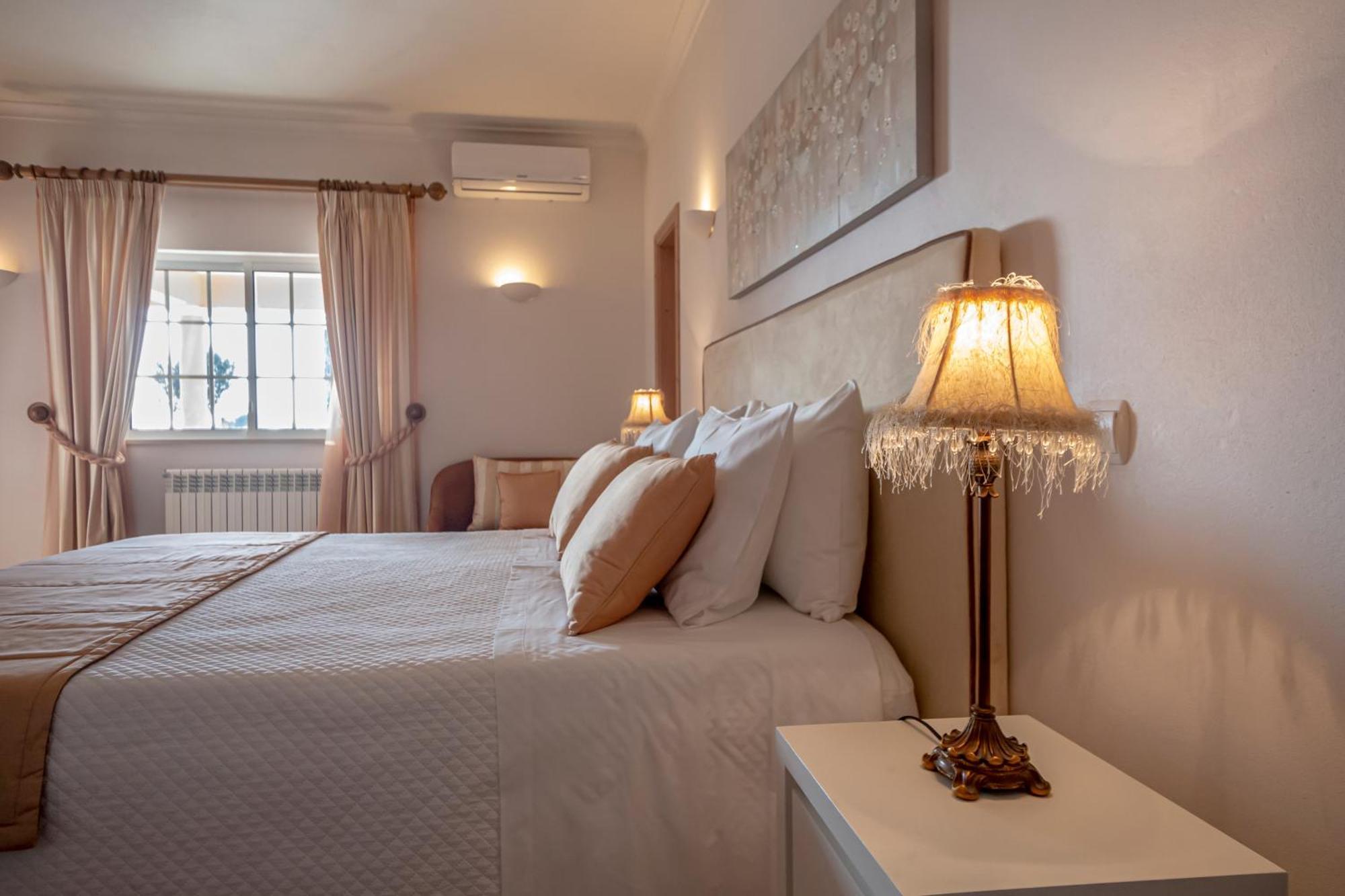 Al Meida Guesthouse Albufeira Dış mekan fotoğraf