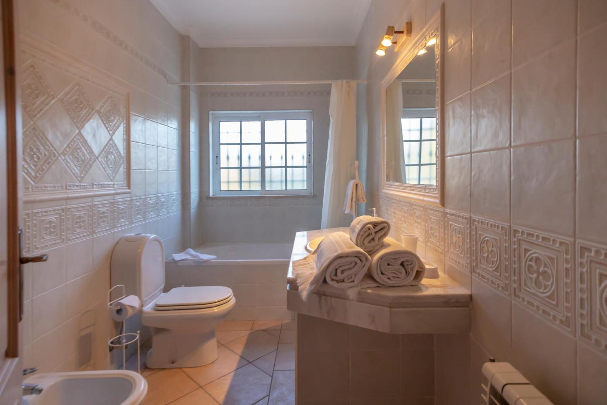 Al Meida Guesthouse Albufeira Dış mekan fotoğraf